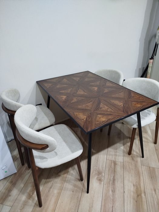 Эксклюзивный стол