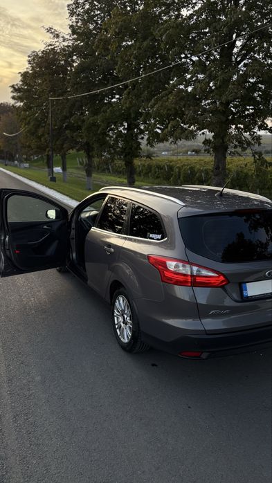 FORD Focus 2012 — imagine 3
