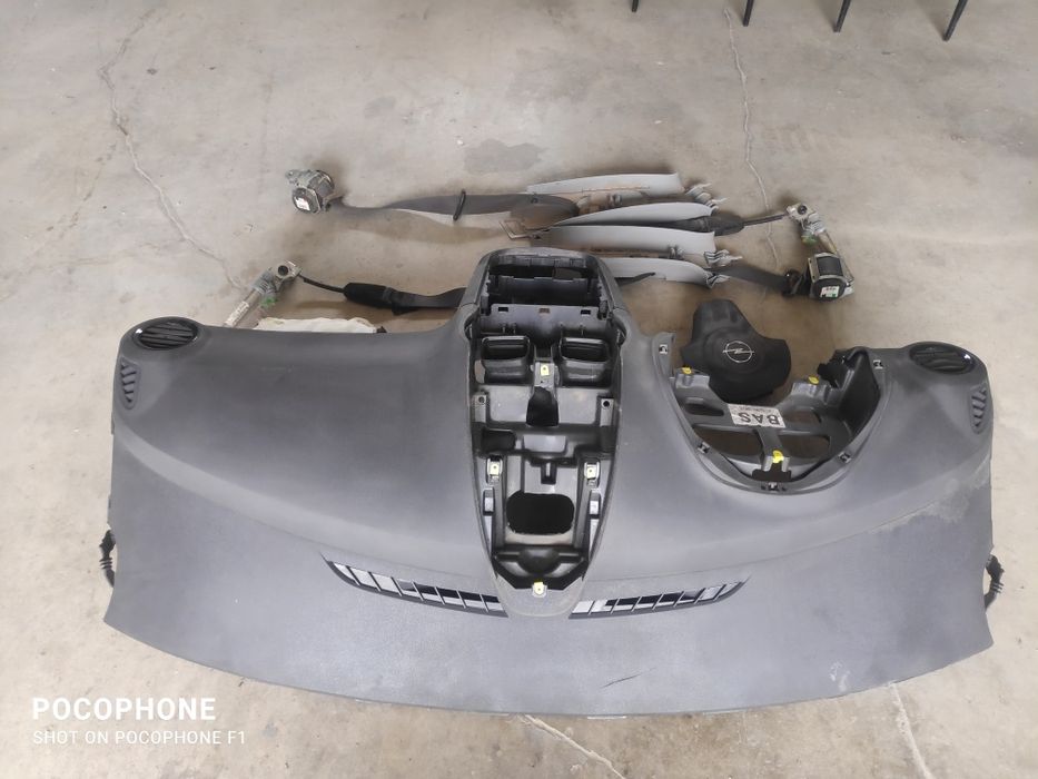 Арматурно табло Opel Corsa D / Опел Корса Д