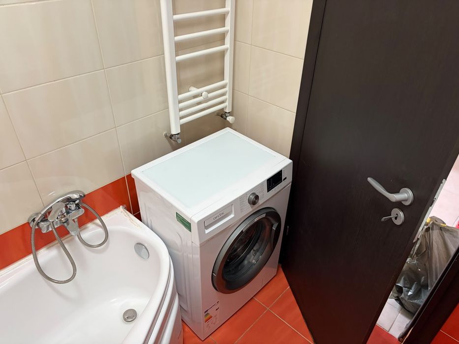 Se ofera spre inchiriere garsoniera