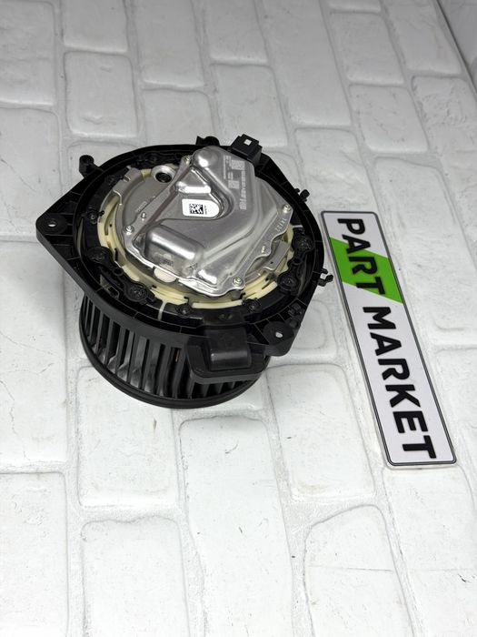 Вентилатор парно AUDI Q4 VW ID.3 ID.4 ID.5 1EA820021A