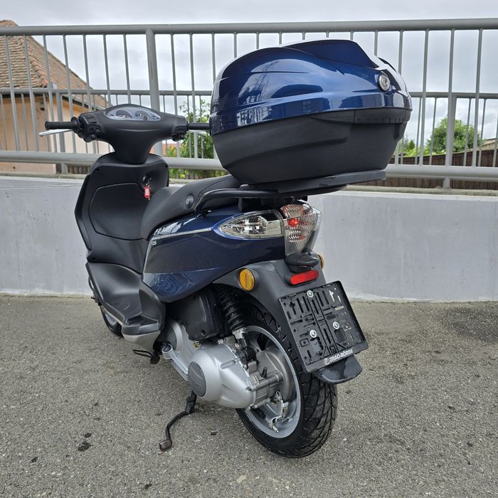 Piaggio Fly 125 cc categ B