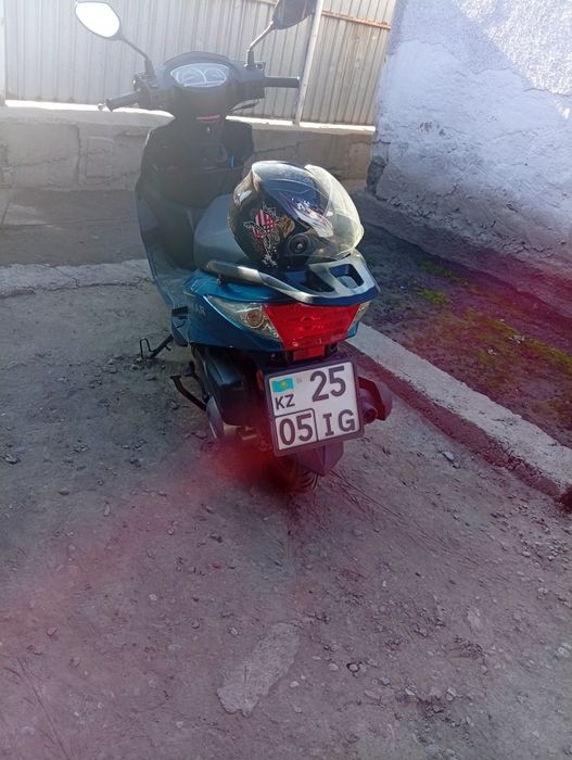 Продам Мопед  Dakar