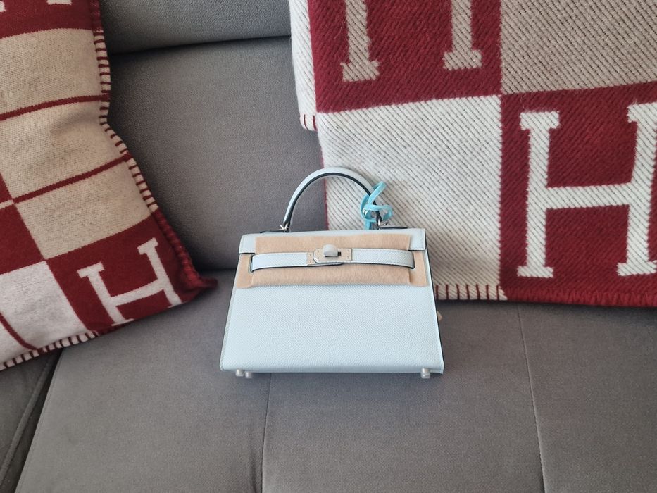 Дамски чанти естествена кожа