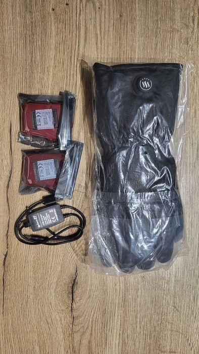 Manusi din piele incalzite Glovii, marimea L, culoare neagra