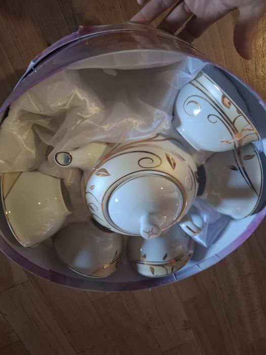 Продам чайный сервиз