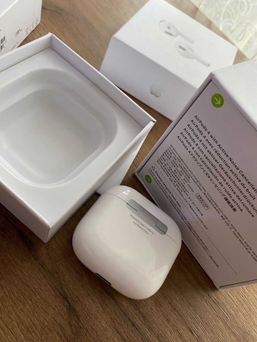Vand Apple Airpods 4 Noi Sigilate