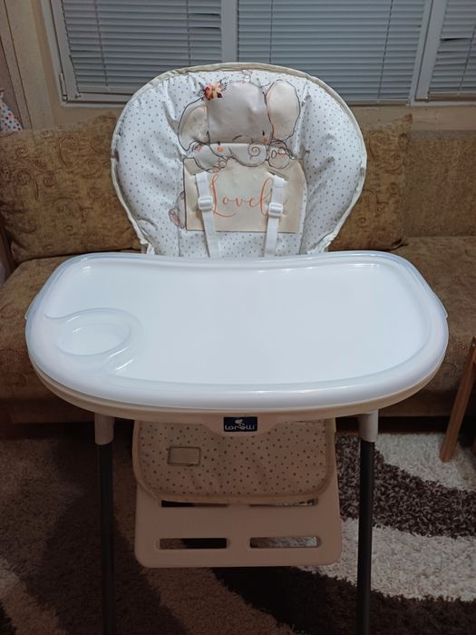 Столче за хранене 2 бр. За момче и момиче.