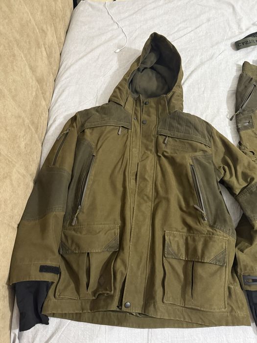 Ловен екип  CASTLE ROCK