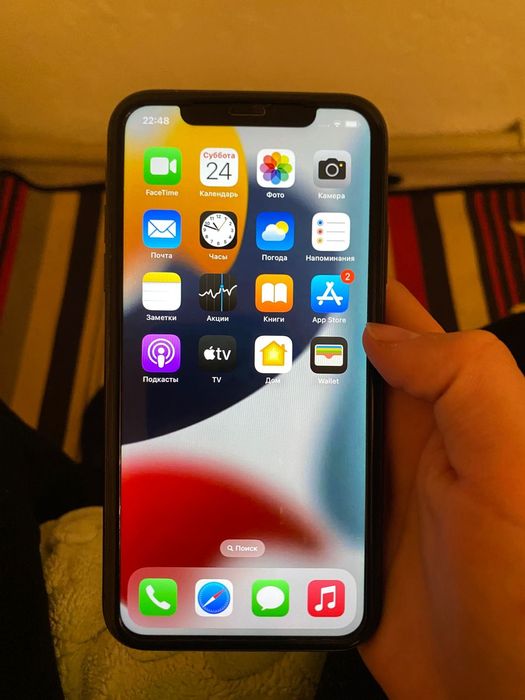 Продаю айфон 11 .