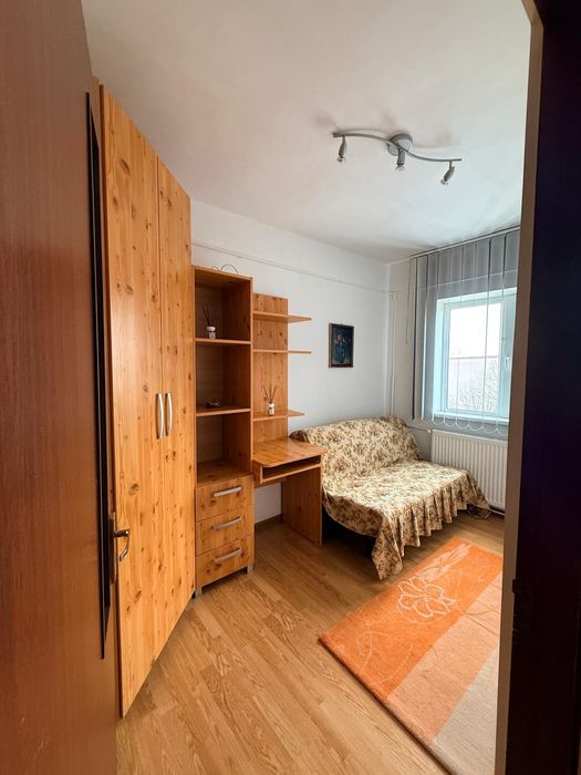 Închiriez apartament 2 camere