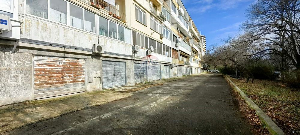 Гараж под наем, кв.Чайка, ЙГ