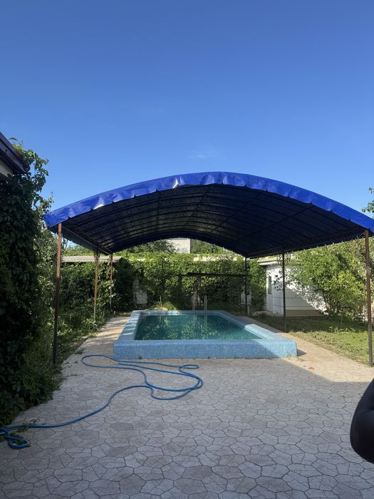 Naves baner tent yopish