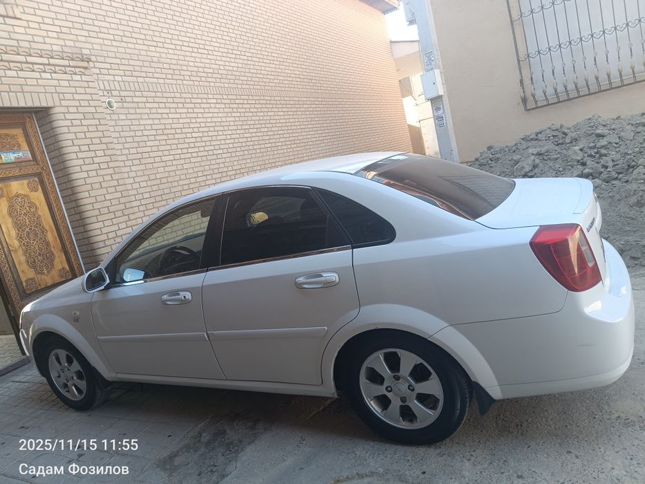 Chevrolet lacceti 1.8