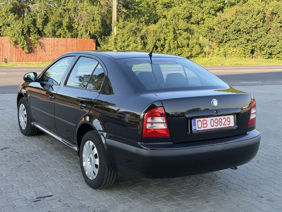 SKODA Octavia 2010 — imagine 5