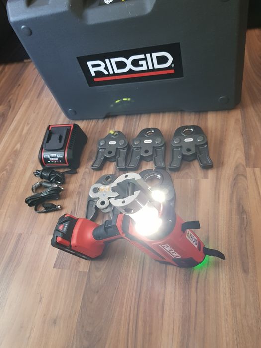 Presă de sertizat Ridgid RP 350 impecabilă