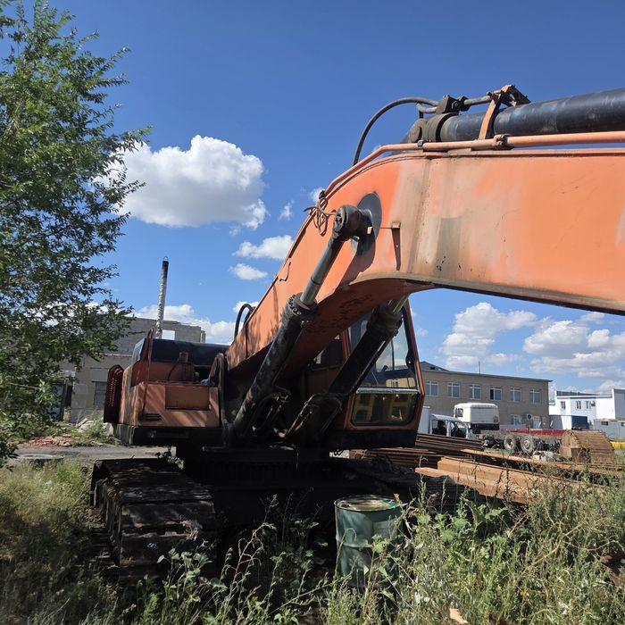 Продам экскаватор ЕК 400