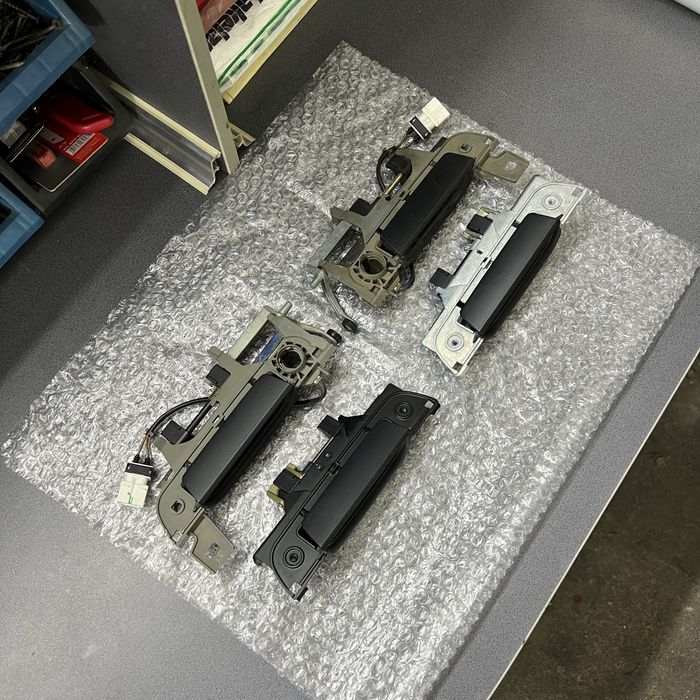 Новые ориг ручки рест bmw e34 бмв е34