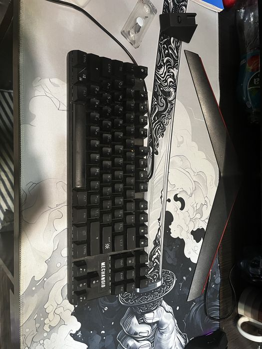 Продаю механическую клавиатуру