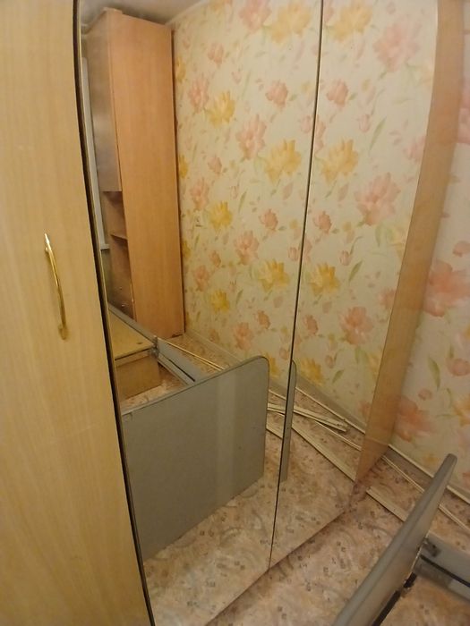 Продам вместительный шкаф