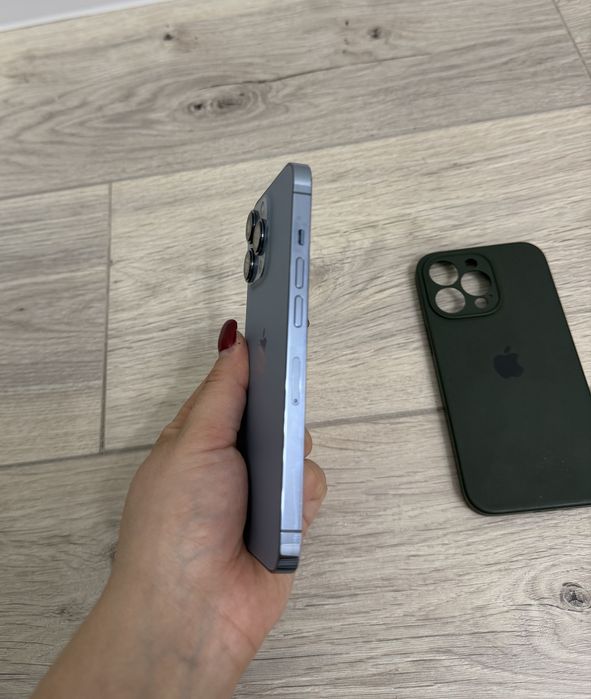 Продам iPhone 13pro