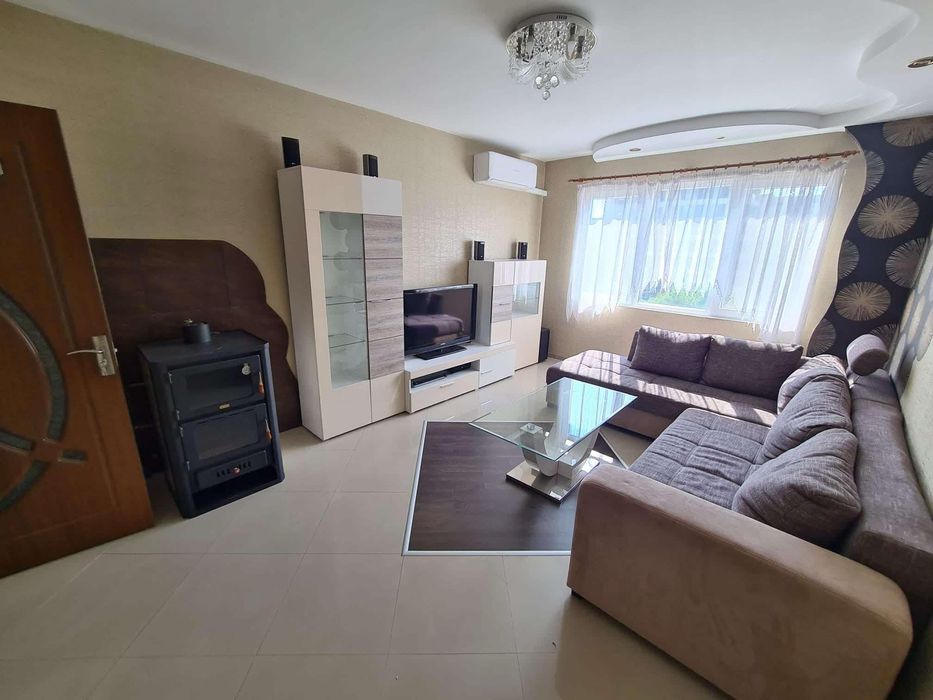 Дава се под наем Тристаен апартамент в София, Люлин 2 - 110 кв.м за 700 € - Снимка #1