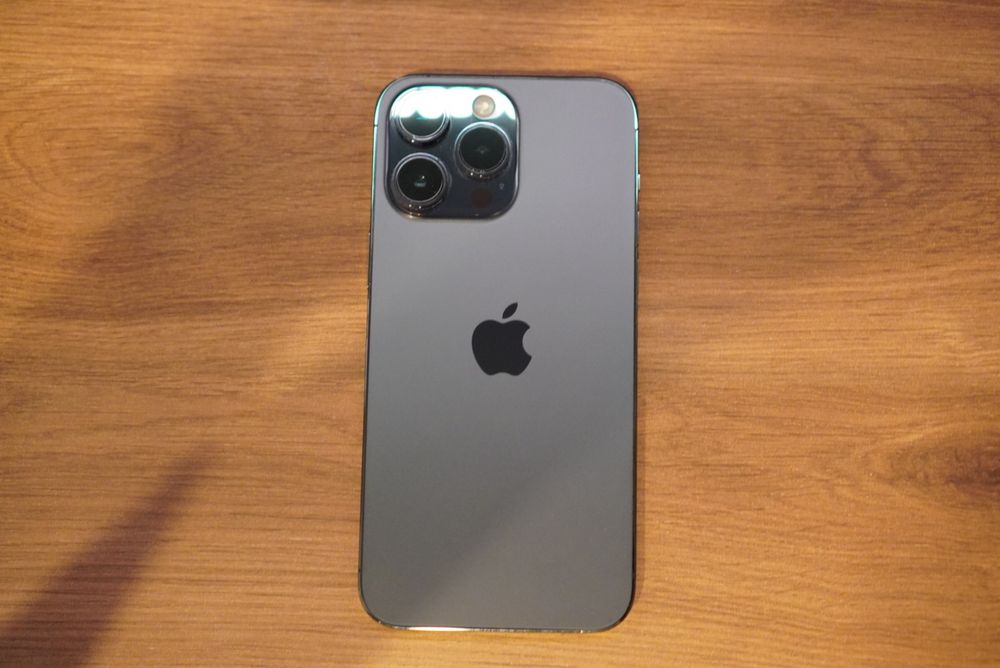 Лилав iPhone 14 Pro Max 128GB отличен с 85% батерия