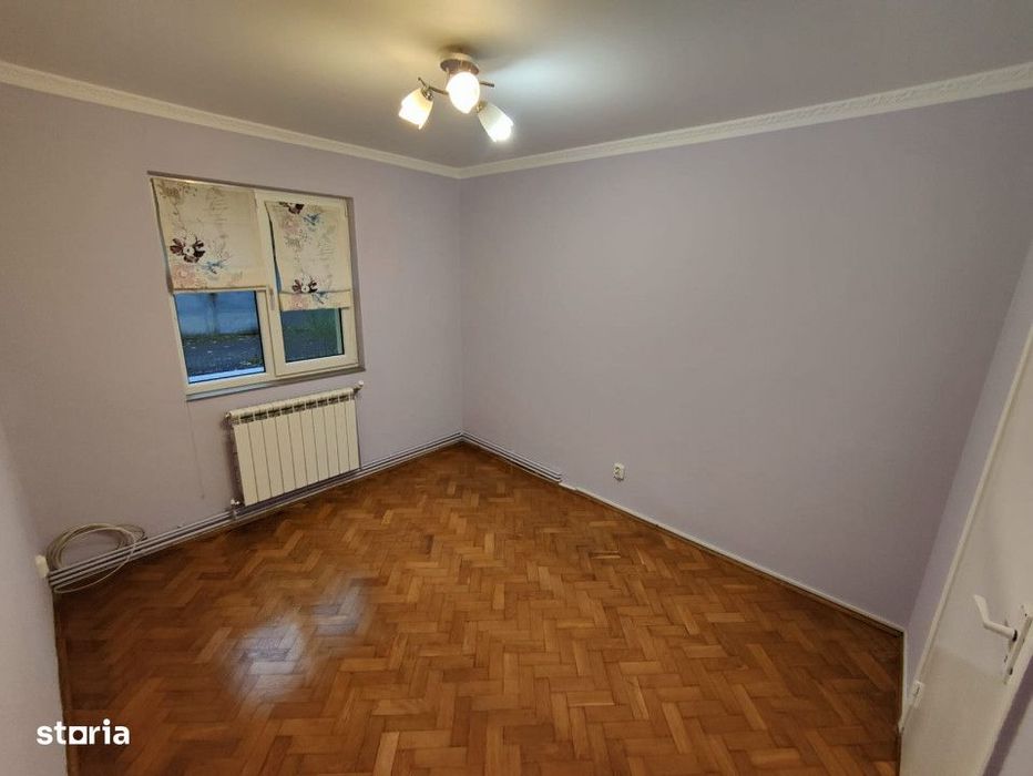 Apartament 3 camere, 69 mp, garaj, pivnita, Manastur, zona Piata Flora