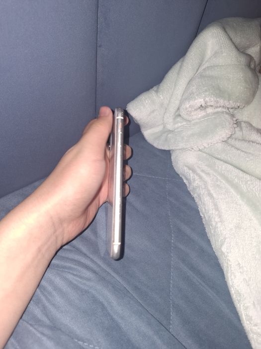 Продам IPhone 11 128GB