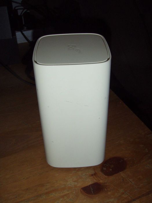 Router 5G Huawei H122-373, functional in orice retea