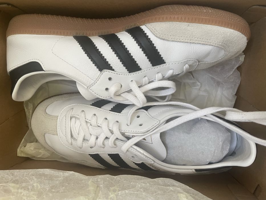 Обувки adidas Samba Decon "Cloud White & Core Black" 39 1/3
