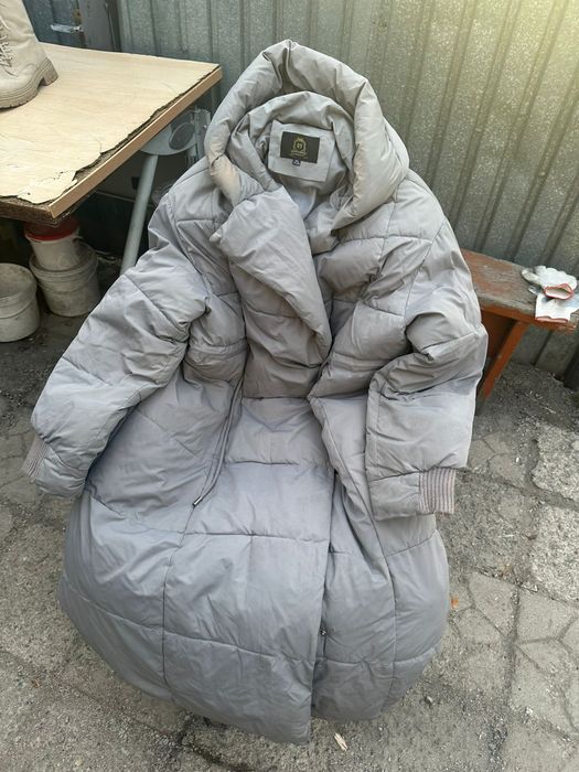 Продам зимние куртку