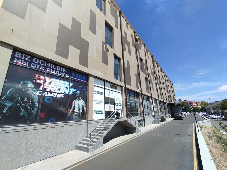 Продаётся нежилое помещение в торговом центре Scopus Mall  40 м2