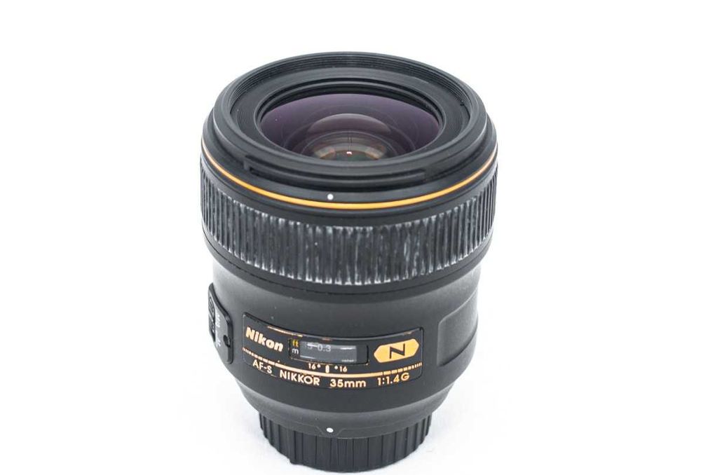 Nikon AF-S 35 mm f/1.4G NanoCrystal - Obiectiv portret