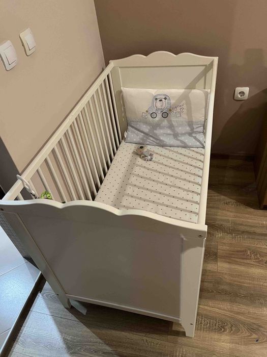 Детска кошара с матрак и обиколник