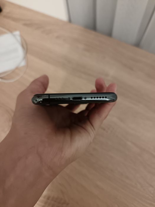 Продам iPhone 11pro