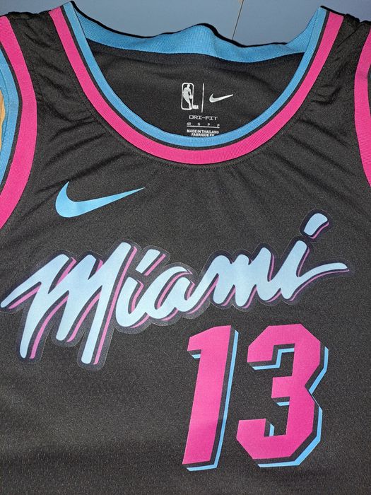 Vând Tricou Miami Heat