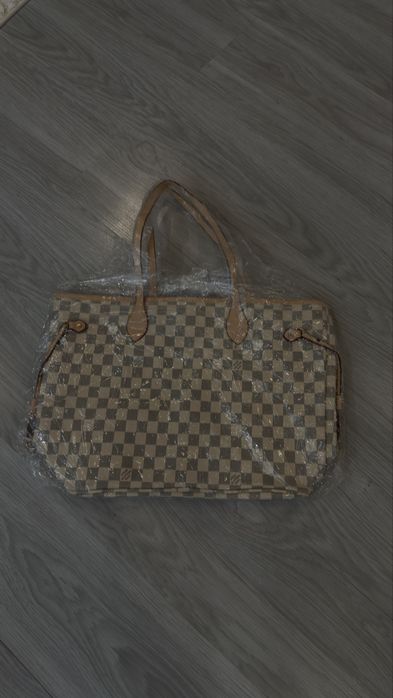 Чанта Louis Vuitton