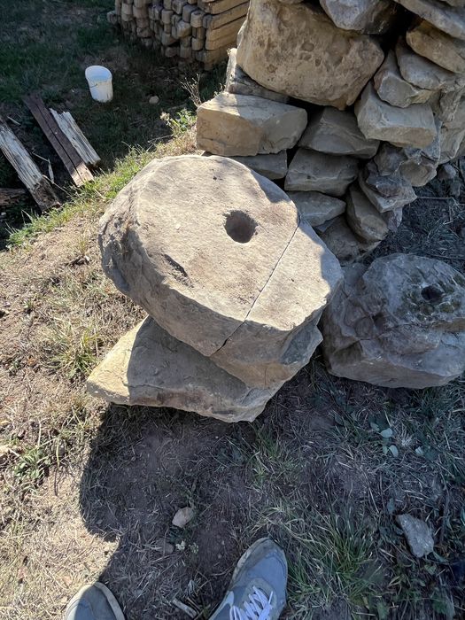 Дялан камък за основи