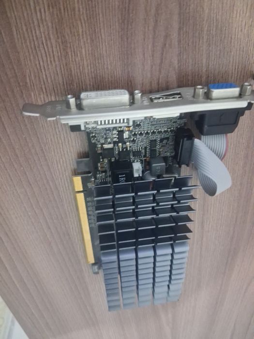 видео карта AFOX GT 210