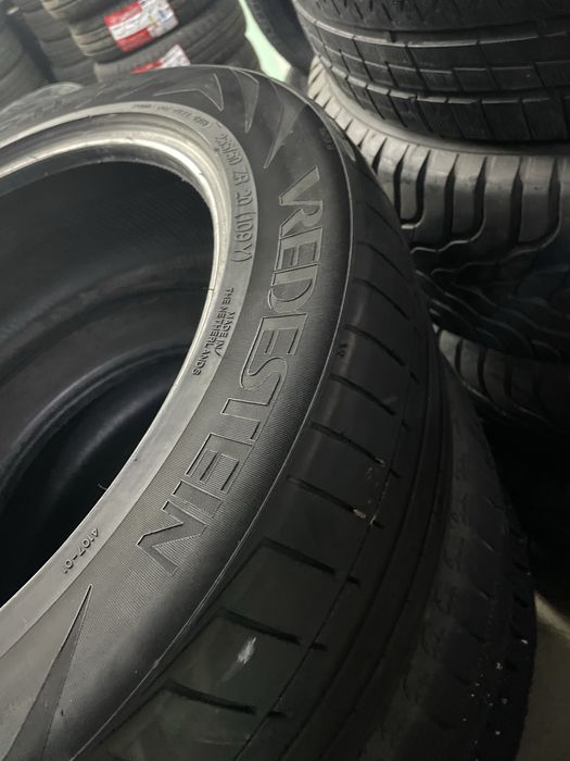 Продам шины 255/50 R20