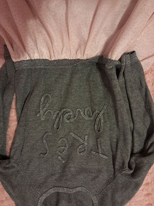 Детски дрехи за момиче 4- 5 години. осени в много добро състояниуе.