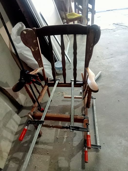 Recondiționări Mobilă Lemn Masiv & Tapițerie / Restaurare Mobilă Veche