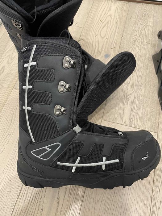 Boots Nidus Racy 43-44