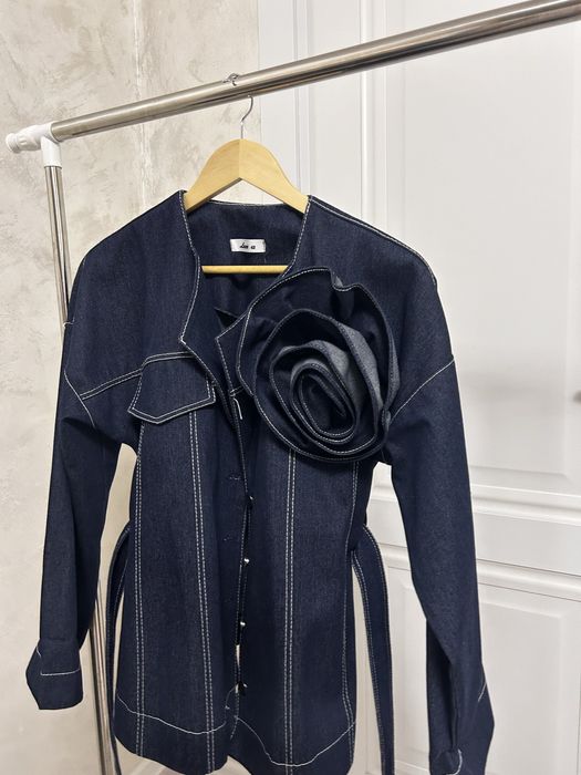 Продам пиджак джинсовая!