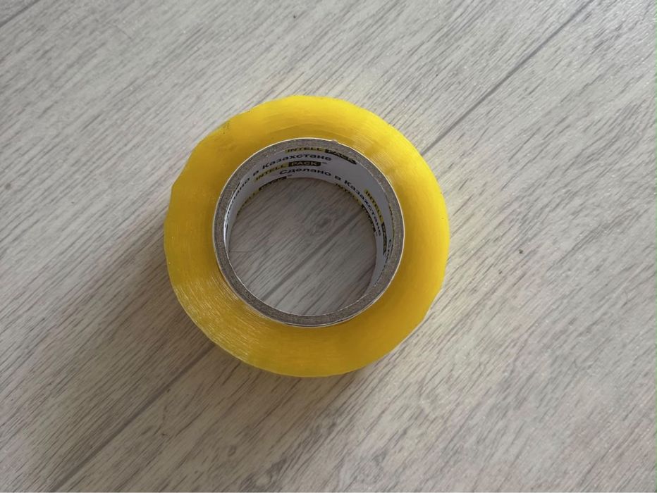 Скотч  большой  новый