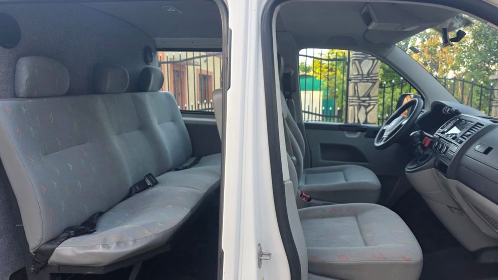 VOLKSWAGEN Transporter 2013 — imagine 3