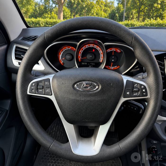 Lada Vesta SW Cross 1.8 2019 года