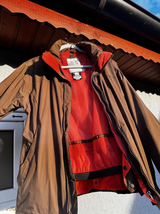 Geacă tip foiță-subțire