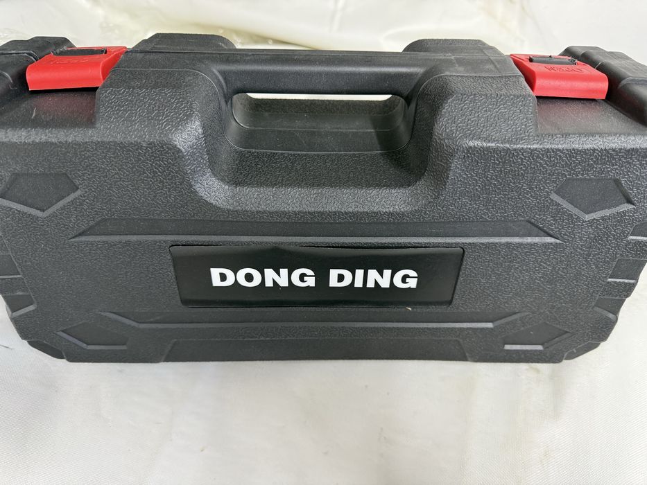 Mini drujba cu 2 acumulatori de 88 V